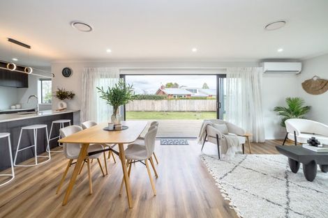 Photo of property in 21 Coralie Place, Lansdowne, Masterton, 5810