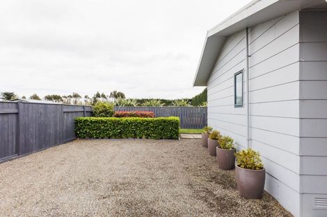 Photo of property in 2/91 Benmore Avenue, Cloverlea, Palmerston North, 4412