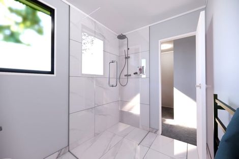 Photo of property in 31 Uatoto Road, Clarks Beach, 2122