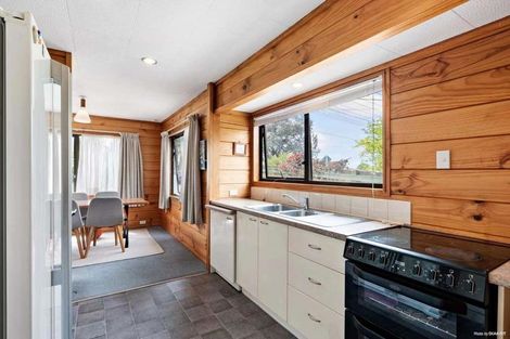 Photo of property in 151 Chivalry Road, Glenfield, Auckland, 0629