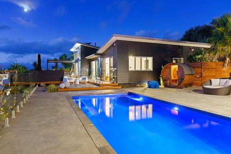 Photo of property in 36 Raukawa Road, Peka Peka, Waikanae, 5391