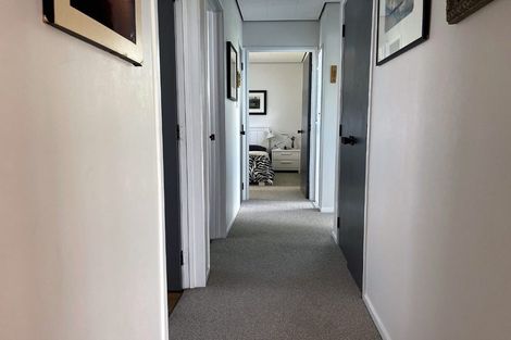 Photo of property in 27 Raumati Crescent, Onerahi, Whangarei, 0110