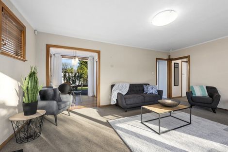 Photo of property in 100 Fraser Crescent, Elderslea, Upper Hutt, 5018