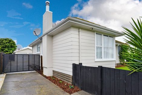 Photo of property in 55 Lipscombe Crescent, Havelock North, 4130