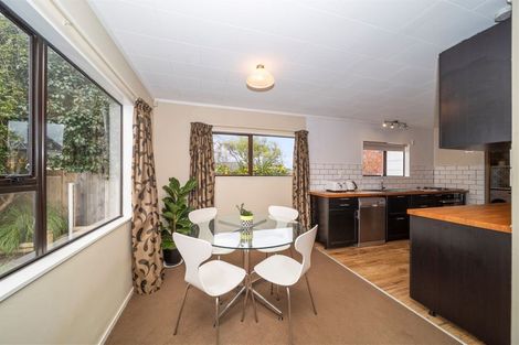 Photo of property in 18b Virginia Place, Whalers Gate, New Plymouth, 4310
