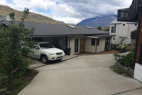 Photo of property in 25a Marina Drive, Frankton, Queenstown, 9300