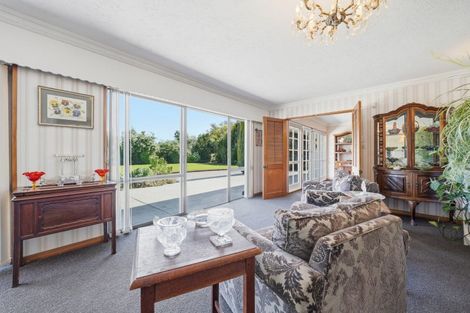 Photo of property in 128 Amberley Beach Road, Amberley, 7481