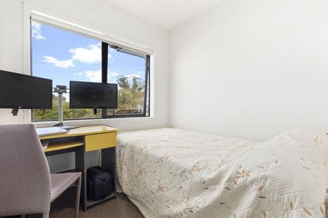 Photo of property in 11 Lawrence Place, Otara, Auckland, 2023