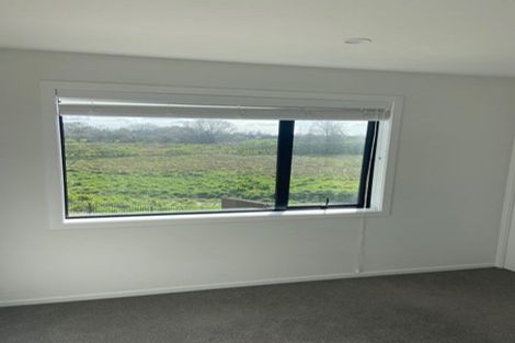 Photo of property in 15a Papareia Road, Karaka, Papakura, 2113