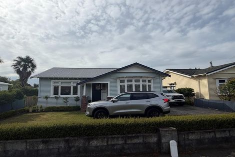 Photo of property in 43 Saint Johns Avenue, Palmerston North, 4414