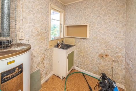 Photo of property in 70 Manuka Street, Castlecliff, Whanganui, 4501