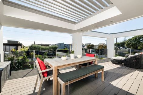 Photo of property in 116 Karewa Parade, Papamoa Beach, Papamoa, 3118