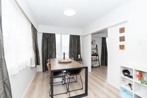 Photo of property in 54 Morrow Avenue, St Andrews, Hamilton, 3200