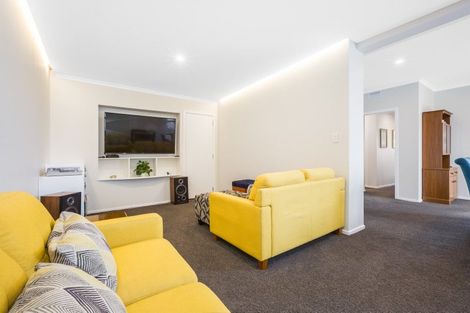 Photo of property in 3/84 Mana Esplanade, Paremata, Porirua, 5026