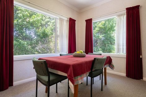 Photo of property in 25 Lyndhurst Road, Tawa, Wellington, 5028