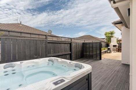Photo of property in 144 Tuihana Drive, Papamoa Beach, Papamoa, 3118