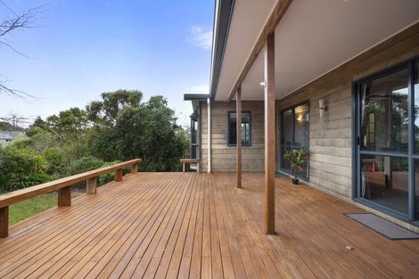 Photo of property in 20 Springdale Grove, Fitzherbert, Palmerston North, 4410