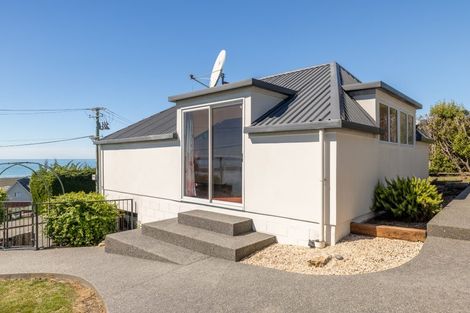 Photo of property in 12 Belleview Terrace, Mount Pleasant, Christchurch, 8081