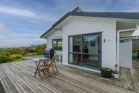 Photo of property in 9 Christa Court, Whitianga, 3510