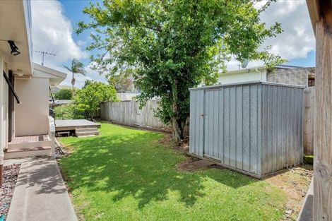 Photo of property in 39 Dellwood Avenue, Henderson, Auckland, 0612