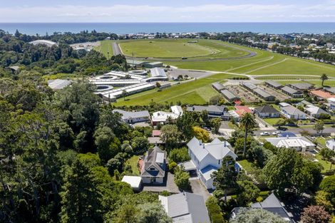 Photo of property in 25d Maranui Street, Welbourn, New Plymouth, 4310