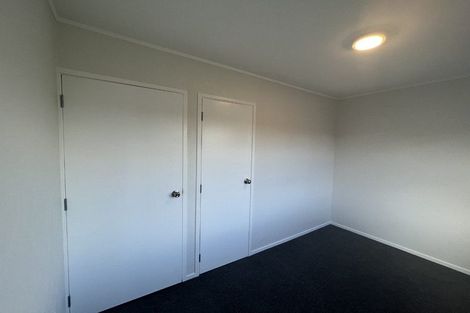 Photo of property in 1/7 Vera Road, Te Atatu South, Auckland, 0610