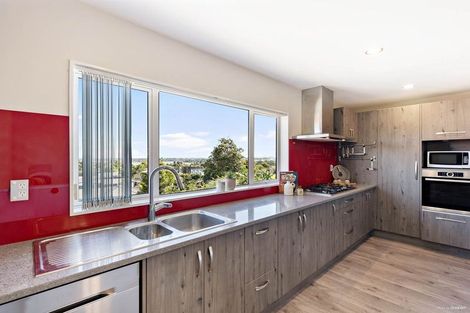 Photo of property in 29a Grassways Avenue, Pakuranga, Auckland, 2010