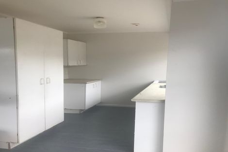 Photo of property in 1/15 Shifnal Drive, Randwick Park, Auckland, 2105