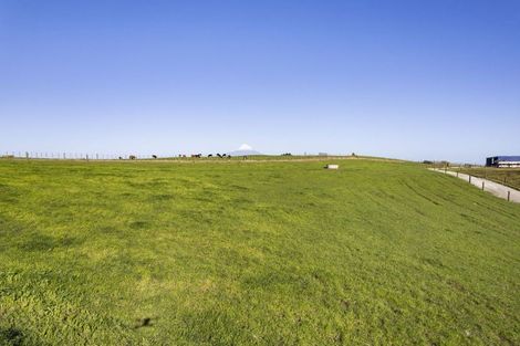 Photo of property in 890a Otaraoa Road, Tikorangi, Waitara, 4383