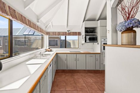 Photo of property in 3/46 The Esplanade, Westshore, Napier, 4110