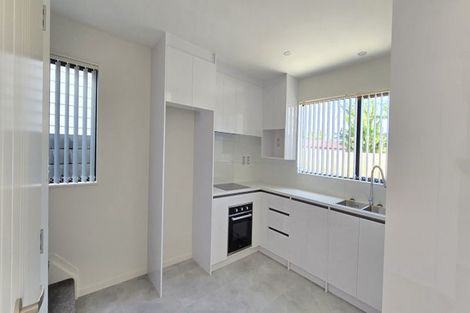 Photo of property in 8b Nield Road, Manurewa, Auckland, 2102