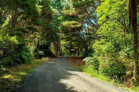 Photo of property in 625 Boat Harbour Road, Whenuakite, Whitianga, 3591