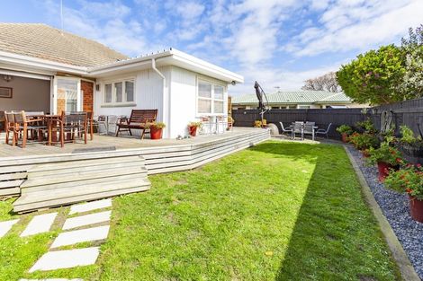 Photo of property in 17 Harris Street, Greenmeadows, Napier, 4112