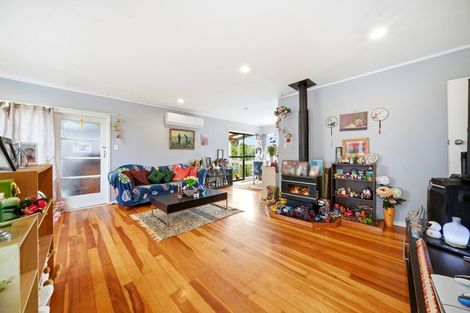 Photo of property in 112 Eskdale Road, Birkdale, Auckland, 0626