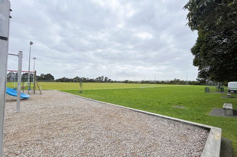 Photo of property in 70 Rauemi Way, Te Atatu South, Auckland, 0610