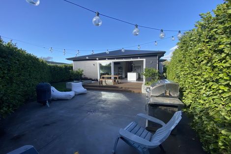 Photo of property in 9 Salisbury Avenue, Terrace End, Palmerston North, 4410