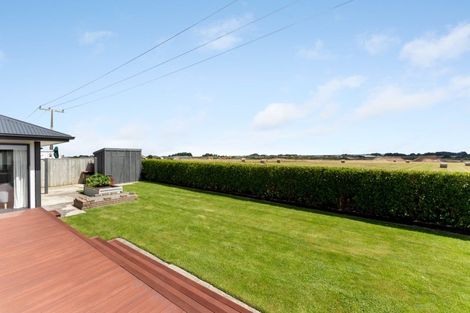 Photo of property in 25 Silicon Way, Fitzherbert, Palmerston North, 4410