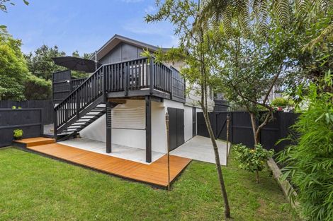 Photo of property in 8a Kaitoke Street, Raglan, 3225