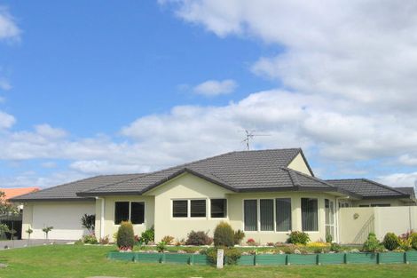 Photo of property in 10 Francevic Avenue, Mount Maunganui, 3116