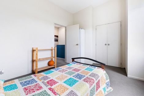 Photo of property in 49 Albionvale Road, Glen Eden, Auckland, 0602