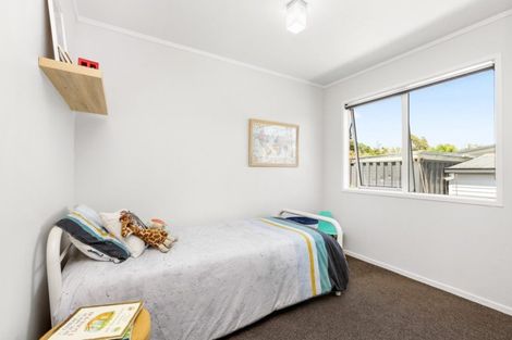 Photo of property in 30 Uenuku Avenue, Raglan, 3225