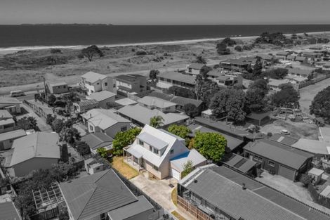 Photo of property in 297b Dickson Road, Papamoa Beach, Papamoa, 3118