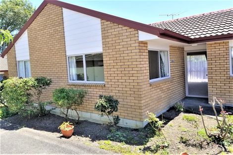 Photo of property in 240a Te Atatu Road, Te Atatu South, Auckland, 0610