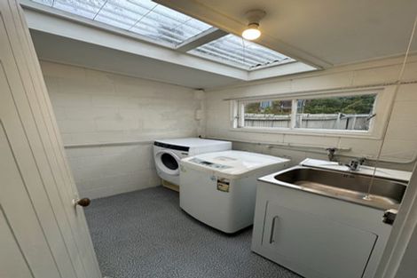 Photo of property in 5 Howe Street, North Dunedin, Dunedin, 9016