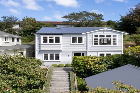 Photo of property in 30 Ponsonby Road, Karori, Wellington, 6012