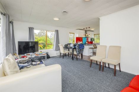 Photo of property in 302 Swanson Road, Henderson, Auckland, 0610