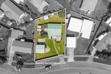 Photo of property in 19 Karaka Street, Otaki Beach, Otaki, 5512