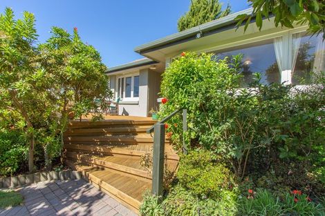 Photo of property in 4 Selwyn Road, Lynmore, Rotorua, 3010