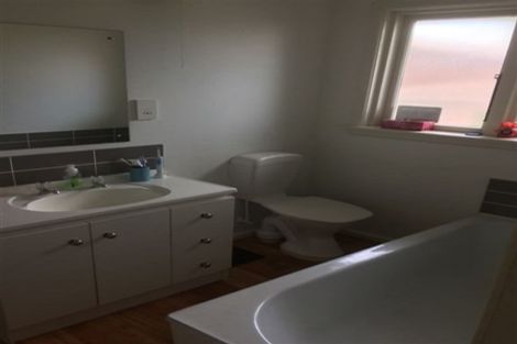 Photo of property in 457 Ilam Road, Bryndwr, Christchurch, 8052