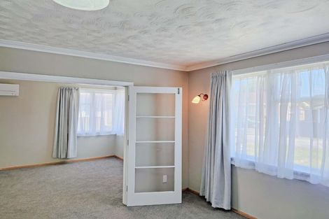 Photo of property in 7 Cole Grove, Wallaceville, Upper Hutt, 5018